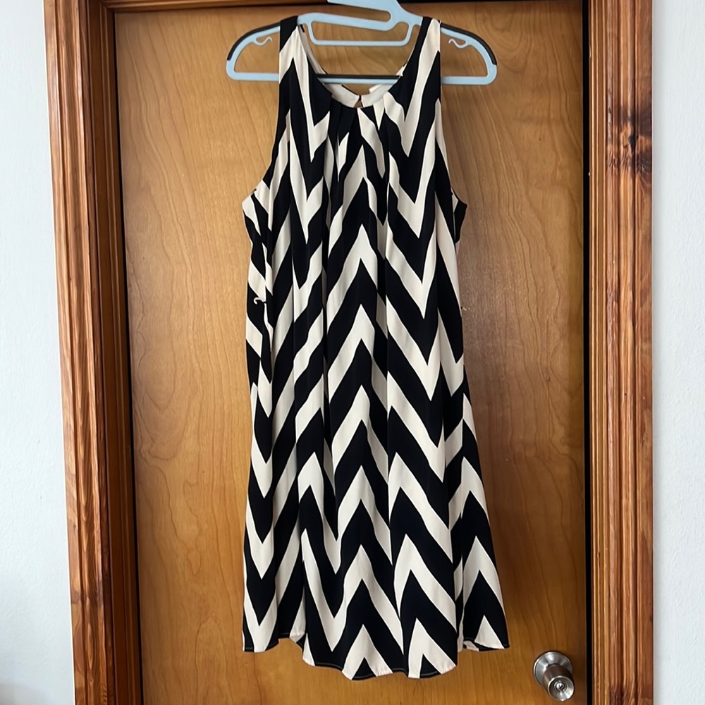 Flowing a-line.  Great with a belt too!